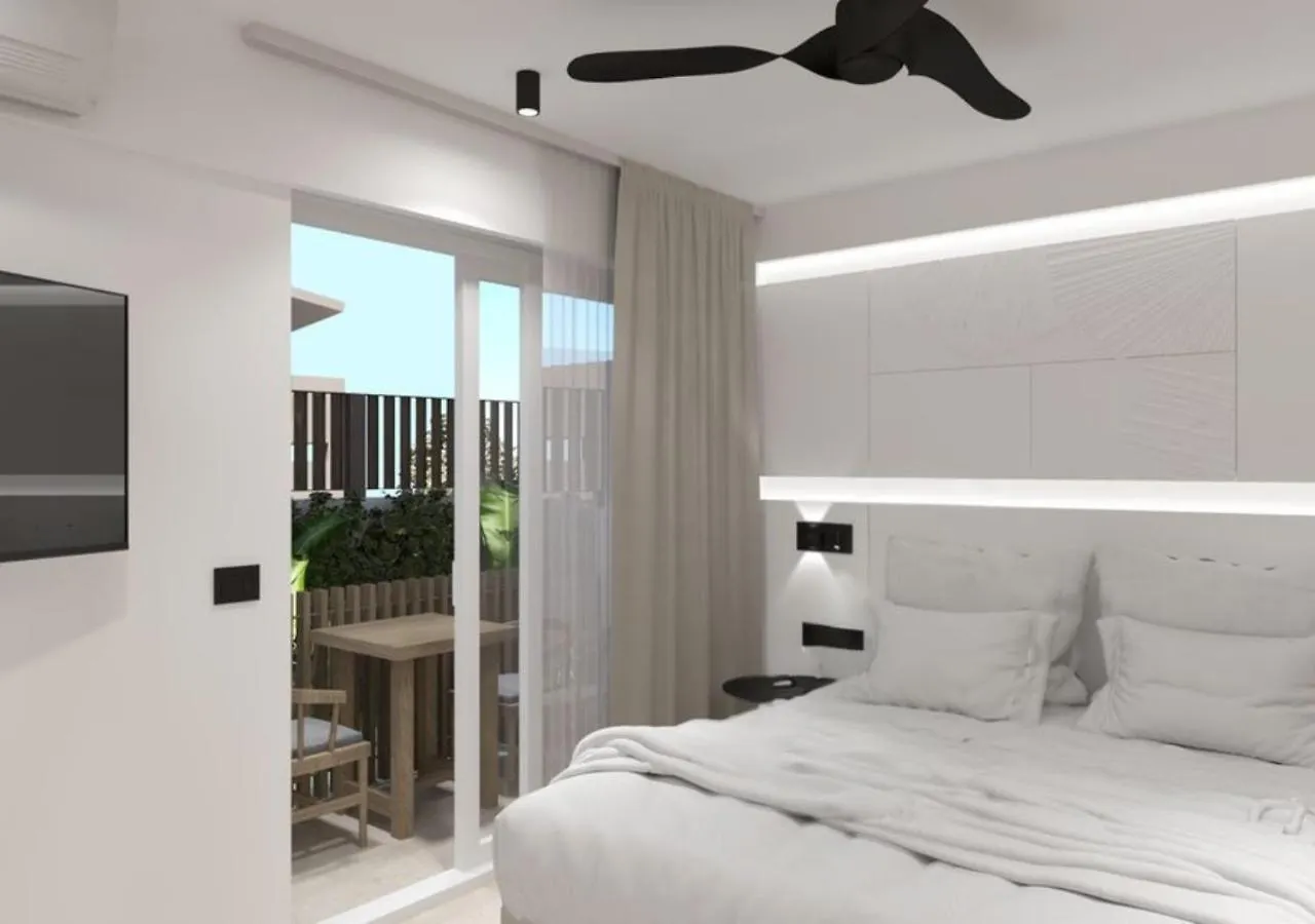 Palm Boutique Suites Pefkochori Hotel
